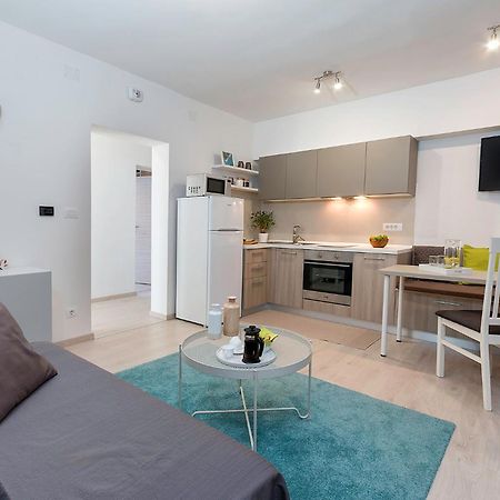 Sunsplash Apartments بولا المظهر الخارجي الصورة