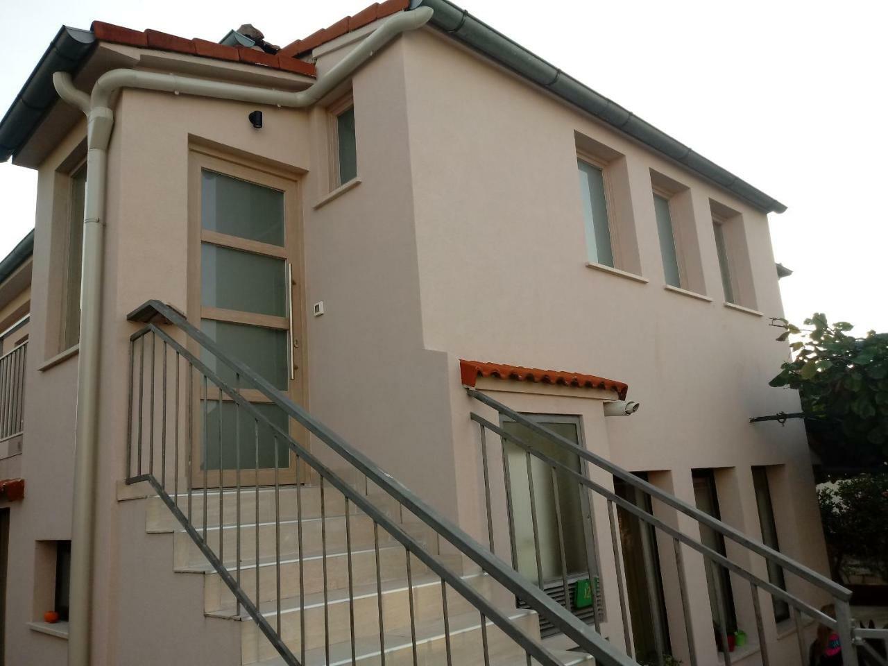 Sunsplash Apartments بولا المظهر الخارجي الصورة