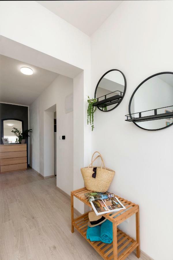Sunsplash Apartments بولا المظهر الخارجي الصورة